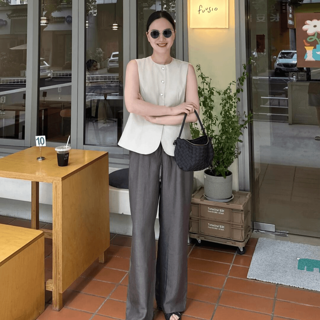 今年流行夏季潮流时髦高级感无袖正肩上衣休闲韩系时尚轻奢直筒裤