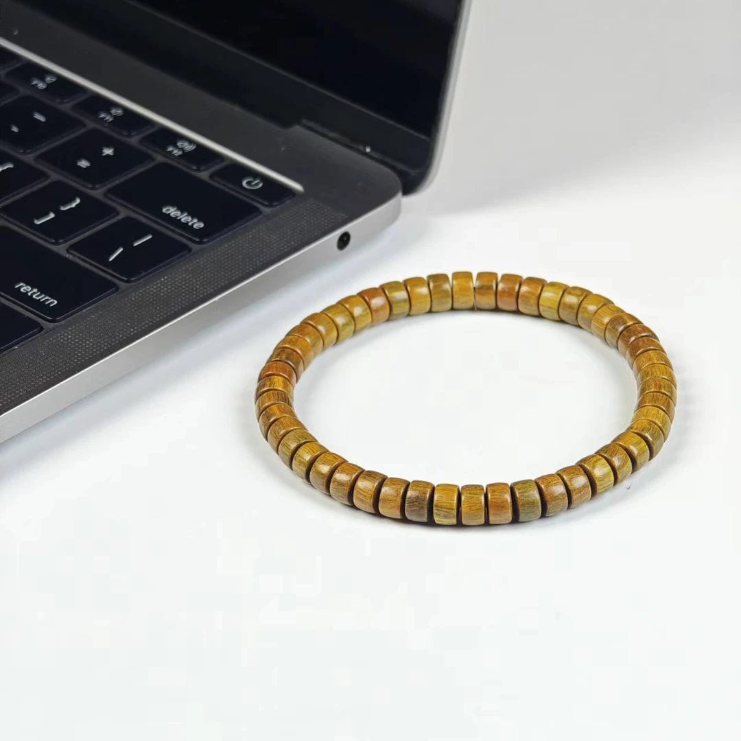 福利款   维腊木阿根廷绿檀精工归圆药片珠4*7mm单圈手串男女款