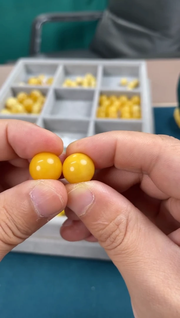 【闪购商品】琥珀裸石未镶嵌801多样性发其一