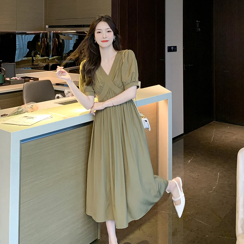 孕妇装2024夏季新款法式赫本风V领连衣裙气质高级感别致A字长裙