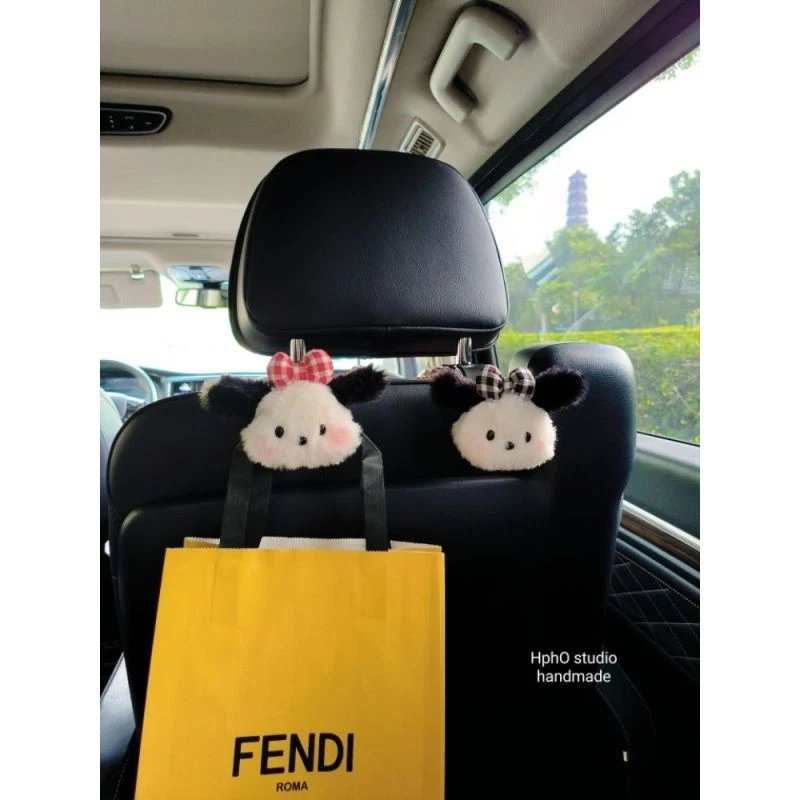 帕恰狗玩偶汽车挂钩后排座椅多功能收纳置物架可爱装饰女生闺蜜礼