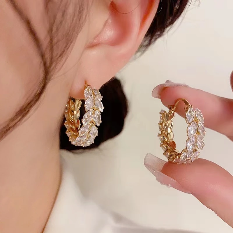 铜合金合成锆石耳饰 韩式时尚精致高级感锆石麦穗圆形大气耳圈661