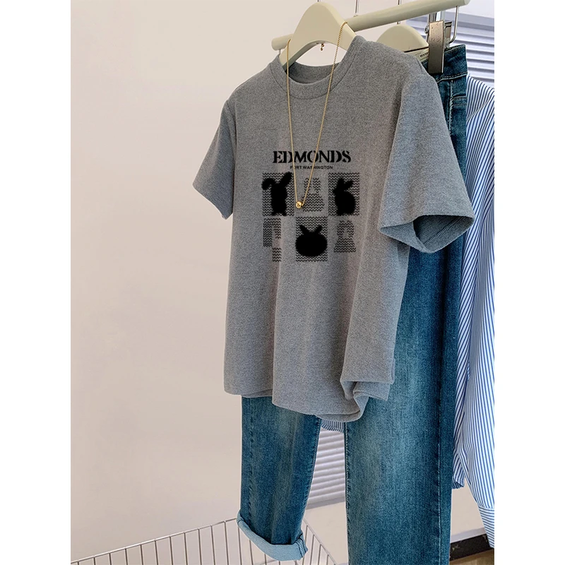 2025新款设计感小众灰色印花正肩短袖t恤女夏季宽松百搭上衣体恤