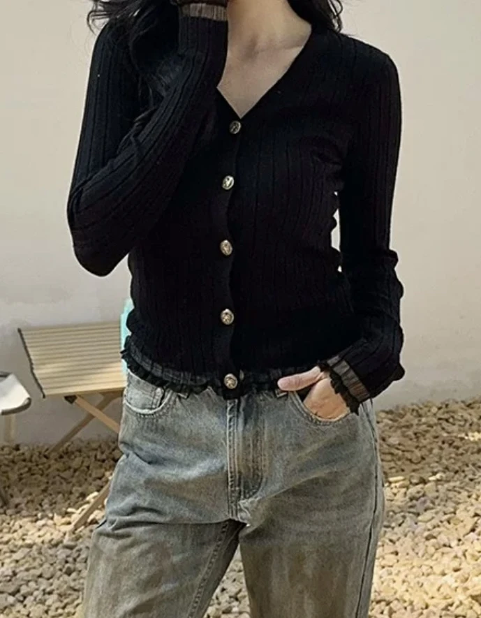 【ICEDUST】绵羊毛丝光荷叶边V领修身长袖针织开衫——黑鸭子福利款