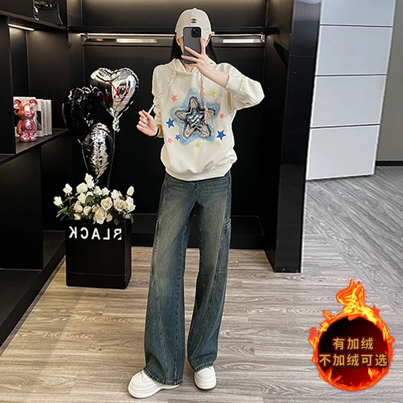 盐系穿搭时尚套装女秋减龄显瘦百搭印花刺绣卫衣直筒牛仔裤两件套