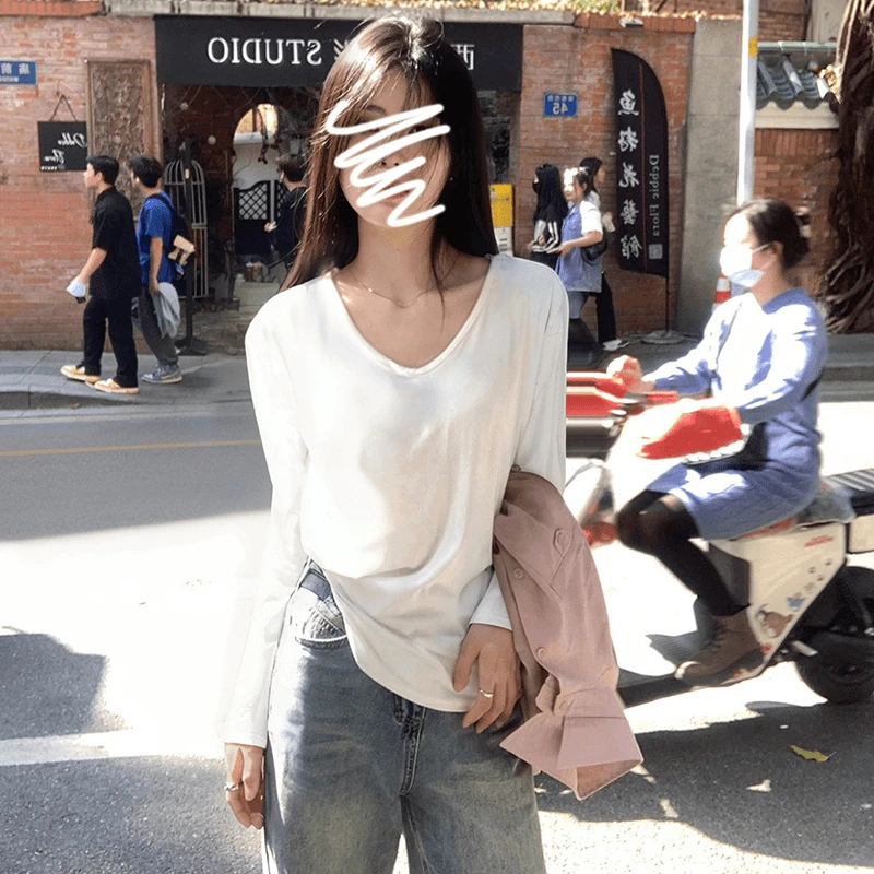 爆款秋装显瘦百搭网红V领长袖T恤早秋新款宽松慵懒感纯色打底衫女