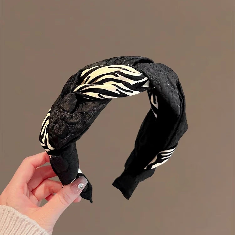 高级感发箍女2024新款韩国民族风显脸小编织麻花头箍宽边压发发卡