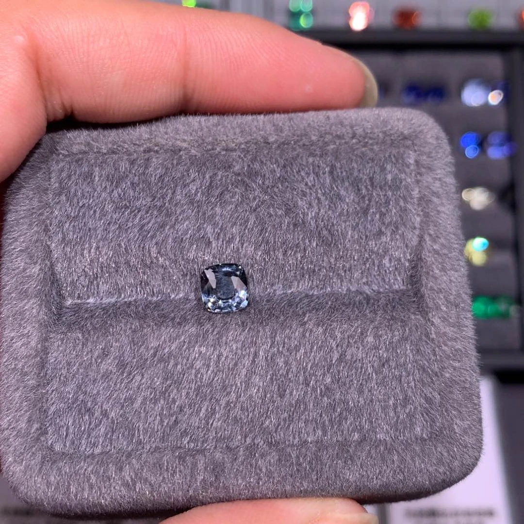 尖晶石裸石未镶嵌1.18克拉