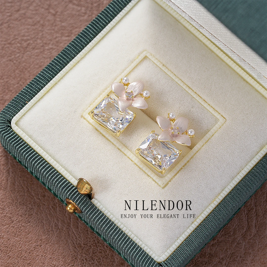 NILENDOR/昵兰 铜合金合成锆石耳饰 ES-336轻奢气质花朵方钻耳钉