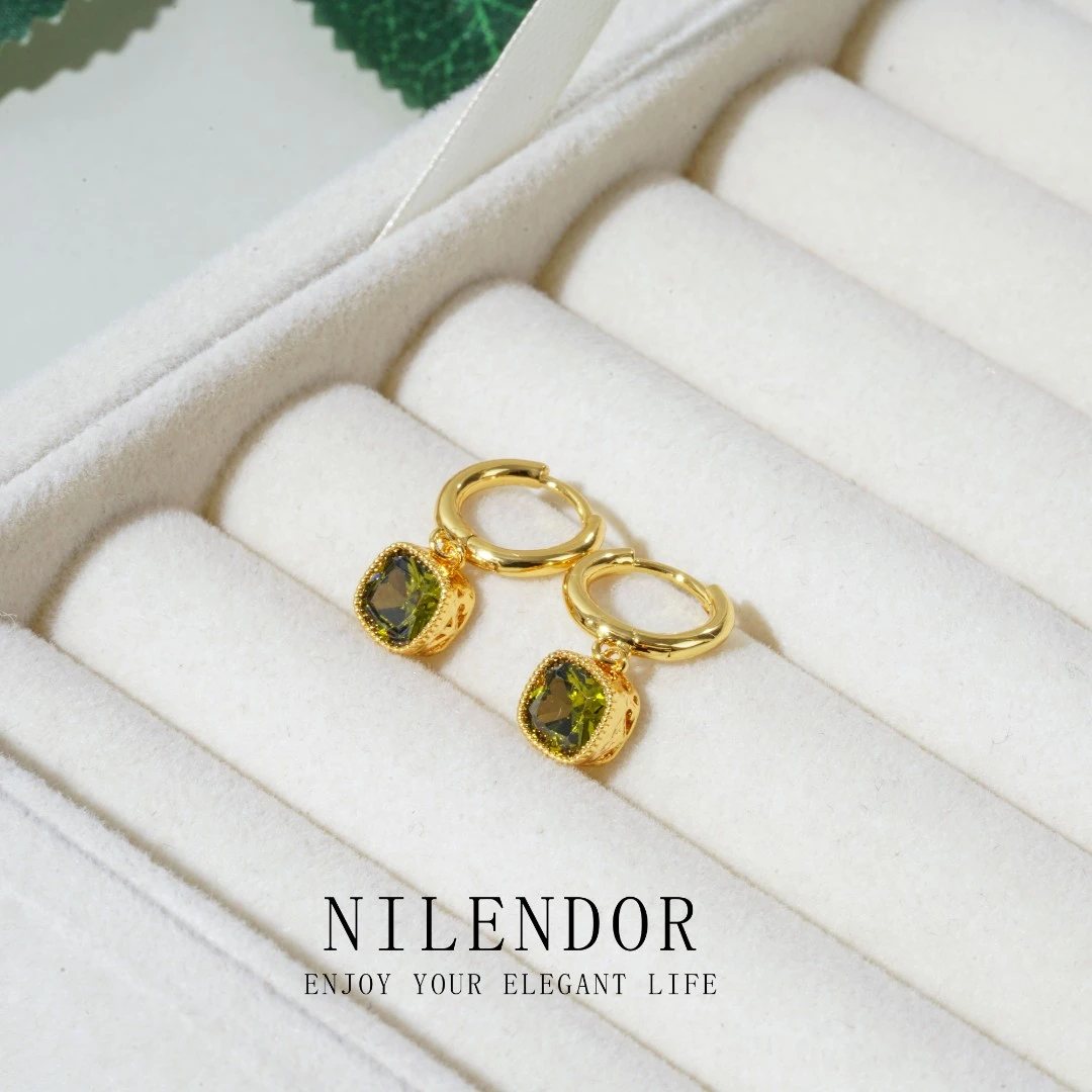 NILENDOR/昵兰ES-248精致橄榄绿色方形耳环