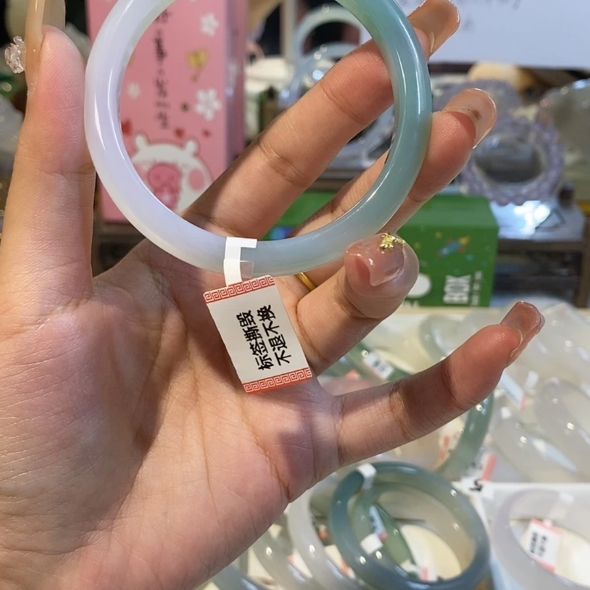 【闪购商品】玛瑙/玉髓手镯合金