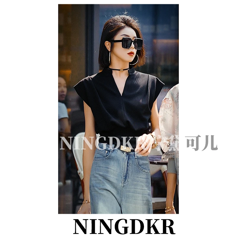 优IN050613设计感收腰显瘦短款v领小衫百搭简约气质时尚上衣女