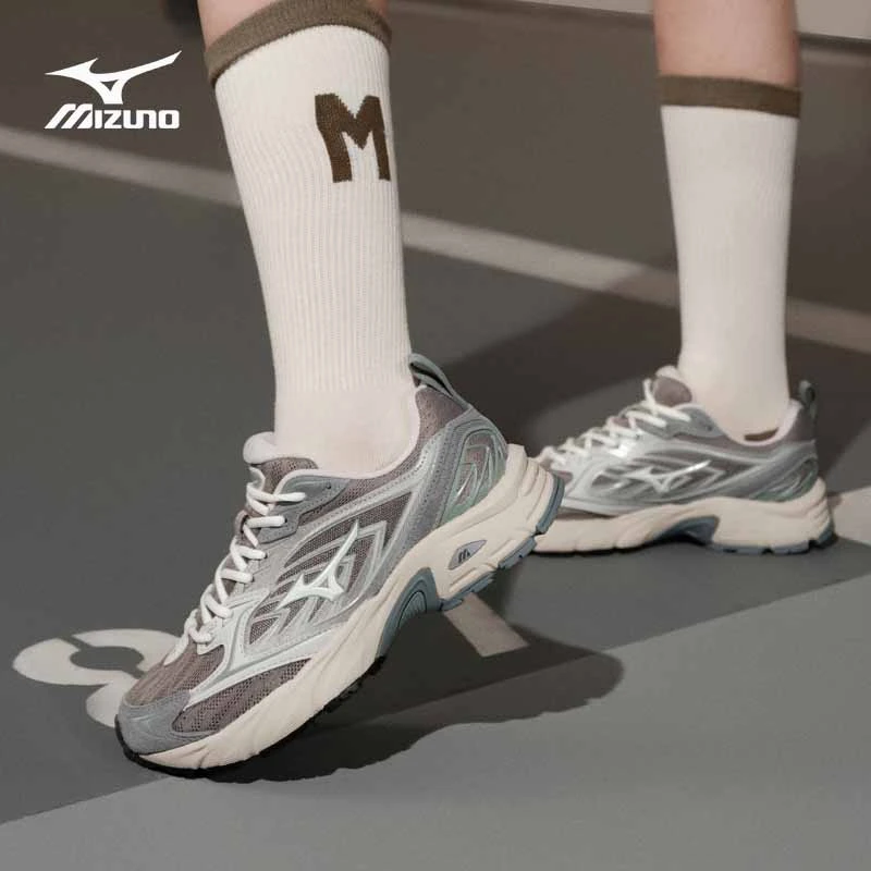 Mizuno/美津浓秋季低帮上新男女休闲透气轻便复古缓震跑鞋FIYI V2