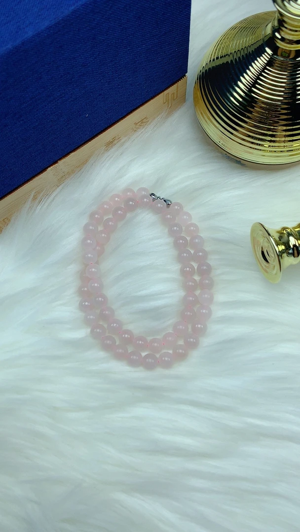 精品和田玉藕粉8mm