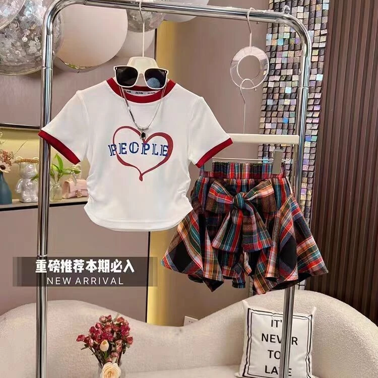 女童夏季短袖套装2024新款洋气时尚网红小女孩运动格子裙裤两件套