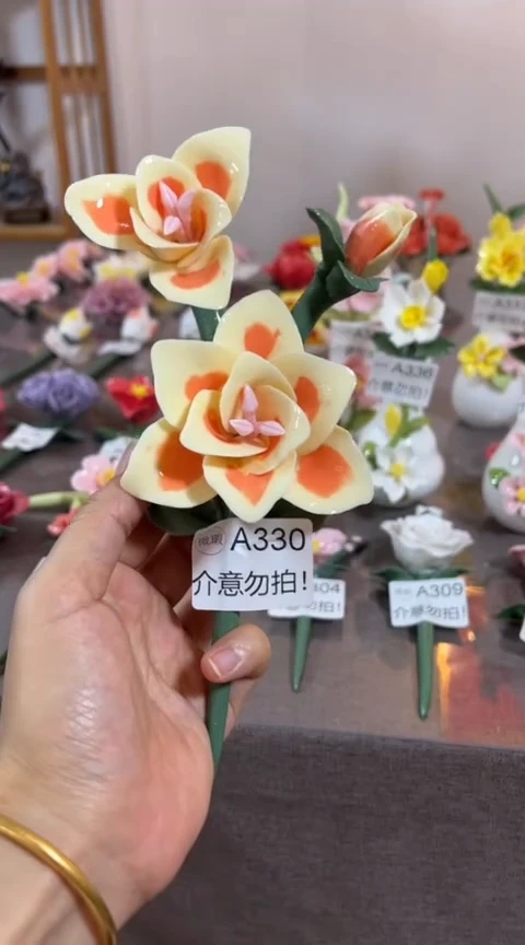 【闪购商品】陶瓷手捏花-A330