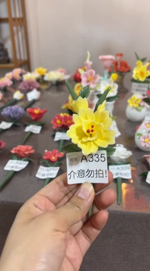 【闪购商品】陶瓷手捏花-A335