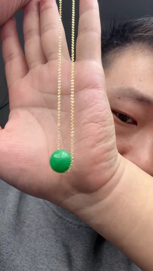 【闪购商品】翡翠吊坠(赠链)未镶嵌437
