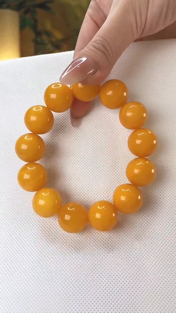 【闪购商品】蜜蜡裸石未镶嵌手串