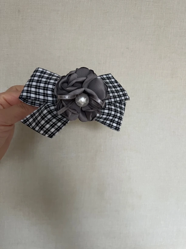 韩系格子小巧精致手工烧花珠珠弹簧夹十公分左右