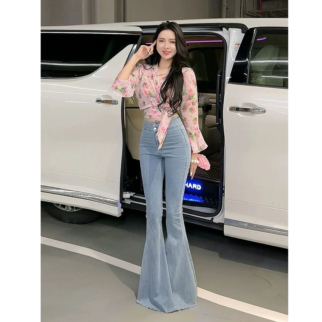 复古辣妹大喇叭裤牛仔裤女秋冬款气质高腰修身弹力毛边微喇长裤子