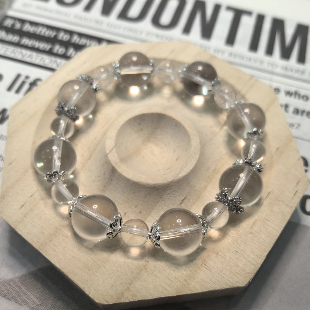 高品质近乎净体白水晶原创设计款手串1