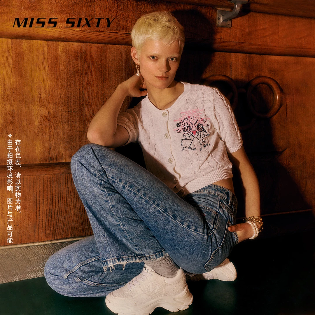 Miss Sixty x ANDRÉ SARAIVA夏季毛针织外套女圆领刺绣短款
