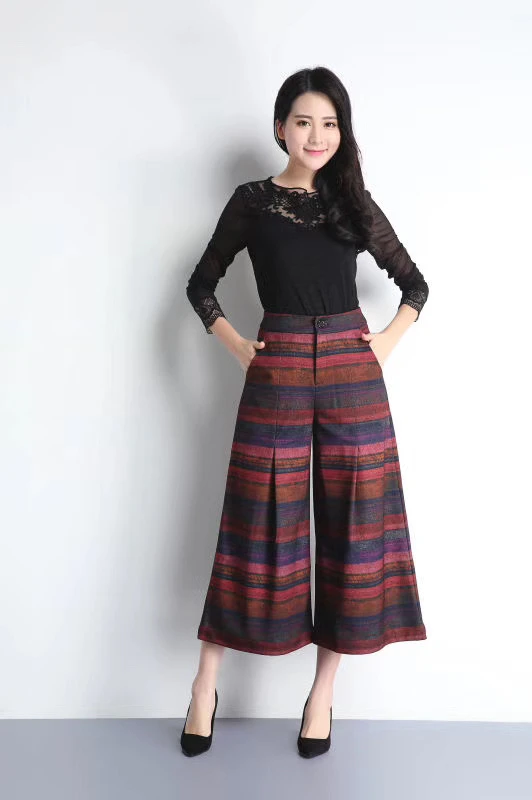 新潮高腰裙裤面料柔软细腻裤型简单时尚