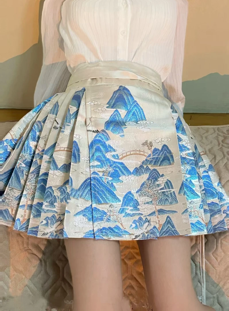 2024新款中国风复古五对褶织金超短马面裙夏款时尚少女新中式显瘦