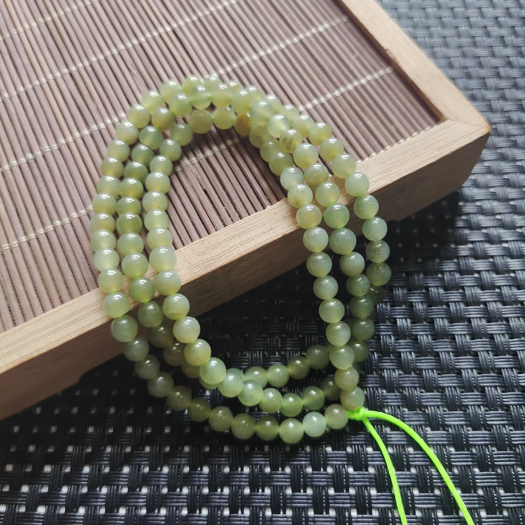 天然和田玉项链湖水绿卡5mm圆珠吊坠链子挂件妈妈链链多样性发