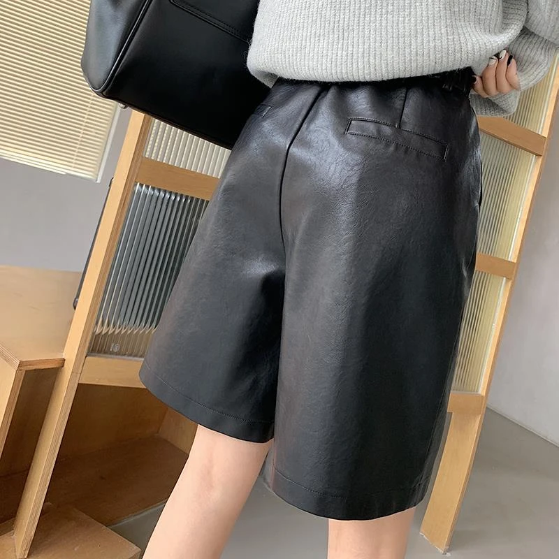 春秋黑色皮短裤女2023新款高腰a字pu皮裤阔腿休闲五分裤中裤黑裤