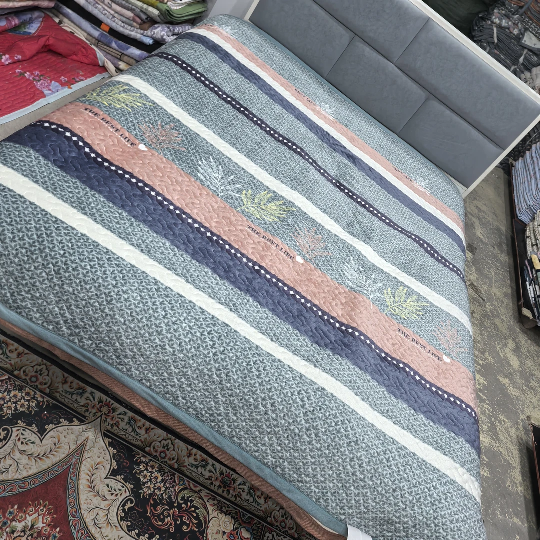 牛奶绒床盖（条纹枫叶）2米✕2.3米