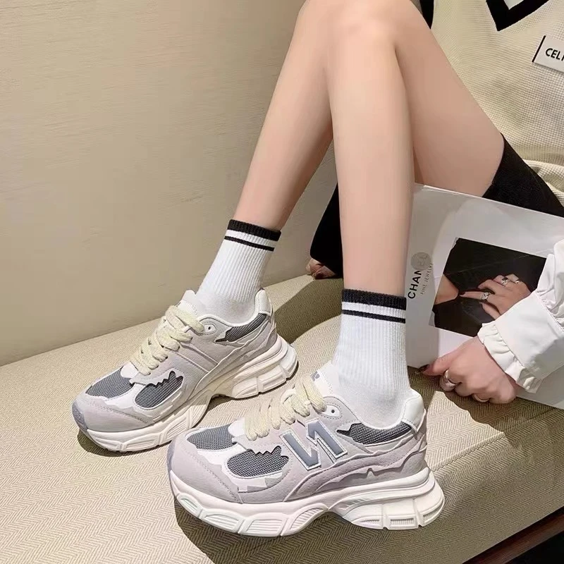 C01爆款港风老爹鞋女2024新款小众复古厚底增高运动跑鞋小白鞋潮