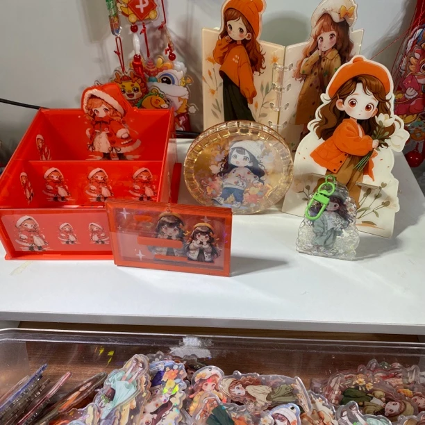 《3厘米～6厘米》亚克力片片