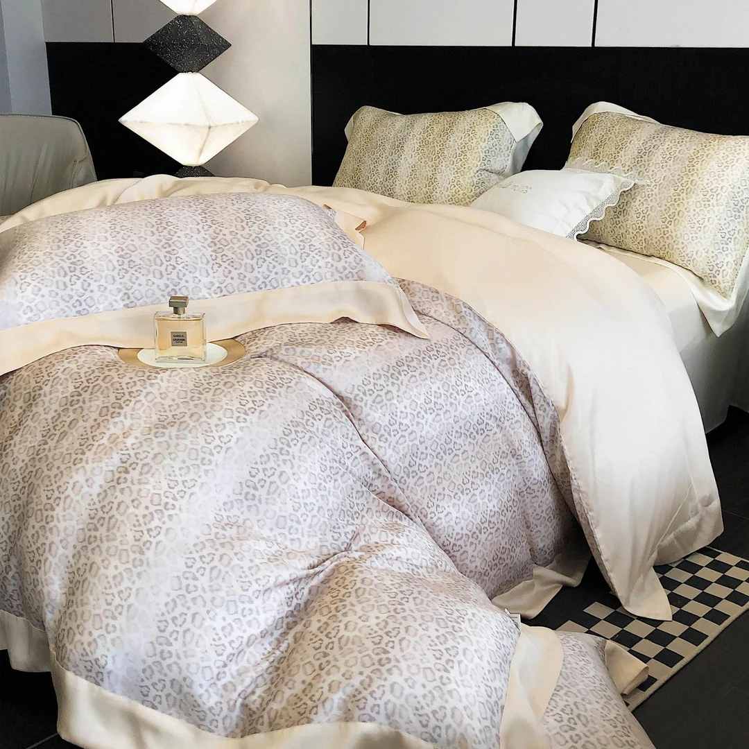 【何娜粉】原创设计师款天丝棉陶瓷磨毛轻奢款四件套4451