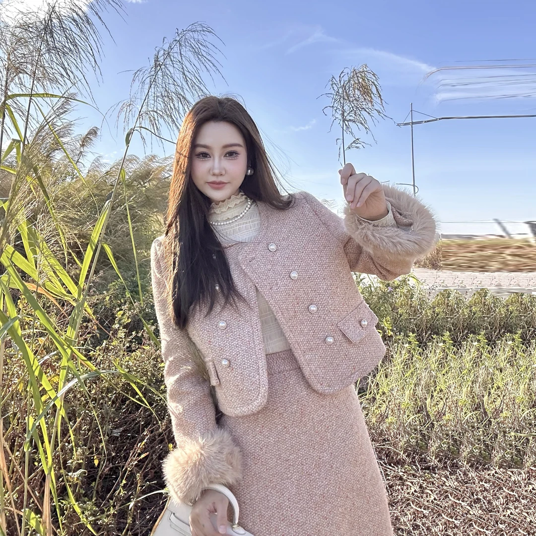 【凡凡】充绒里衬大码女装冬季新款气质小香风套装显瘦长袖两件