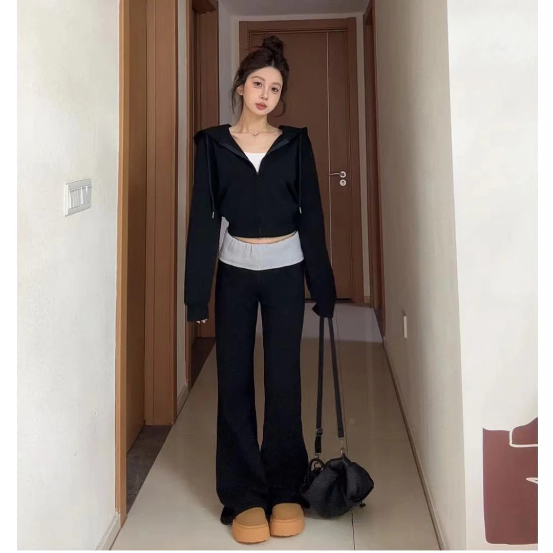 慵懒休闲加绒加厚连帽长袖卫衣外套女秋冬穿搭撞色微喇叭裤两件套