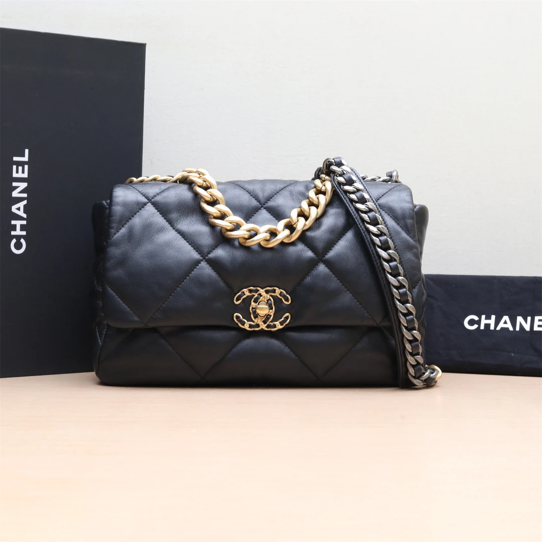 99新 Chanel/香奈儿 小花姑姑 P23434844319BAG 口盖包 中号芯片
