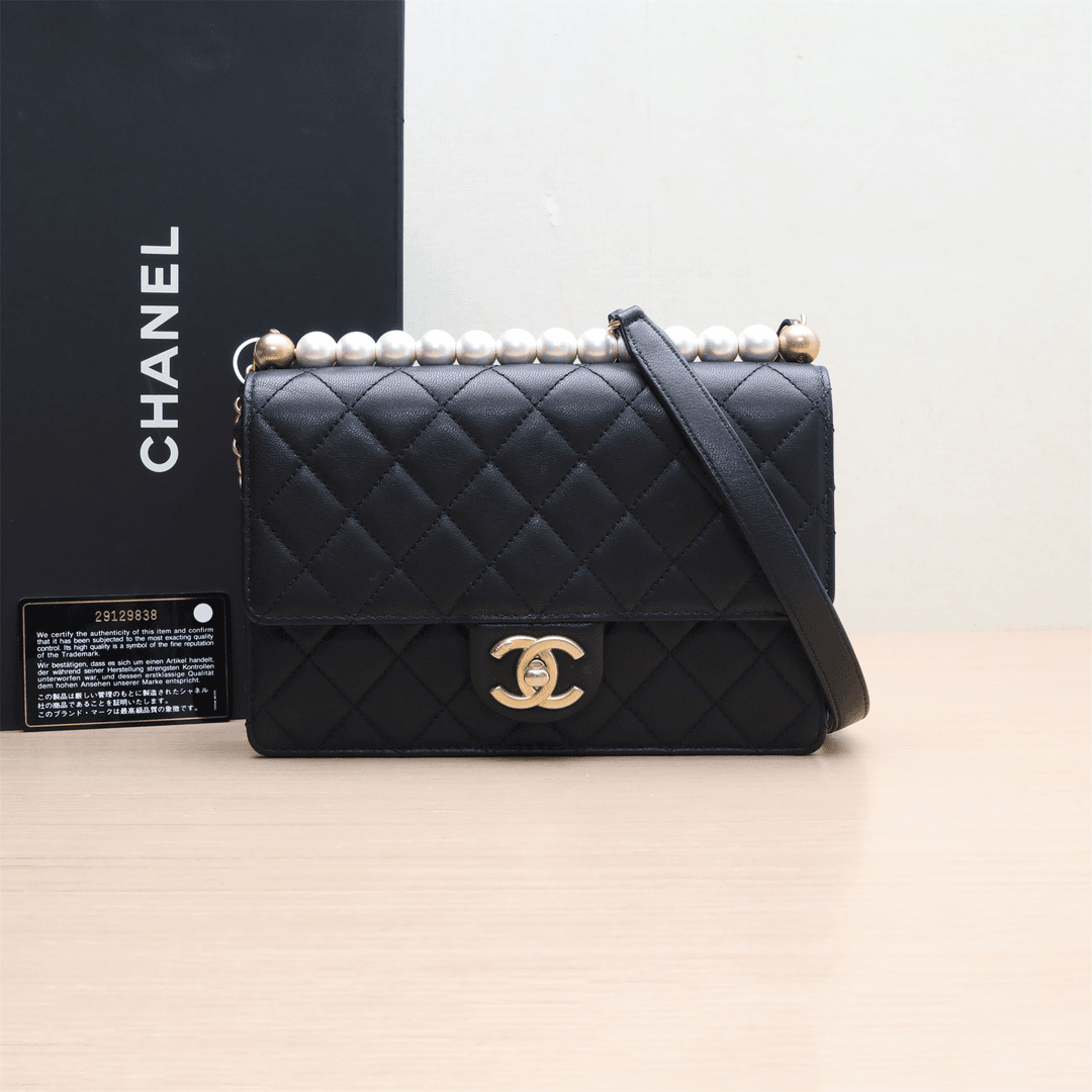 99新 Chanel/香奈儿 小花姑姑P22482760919SS CF 口盖包 黑色