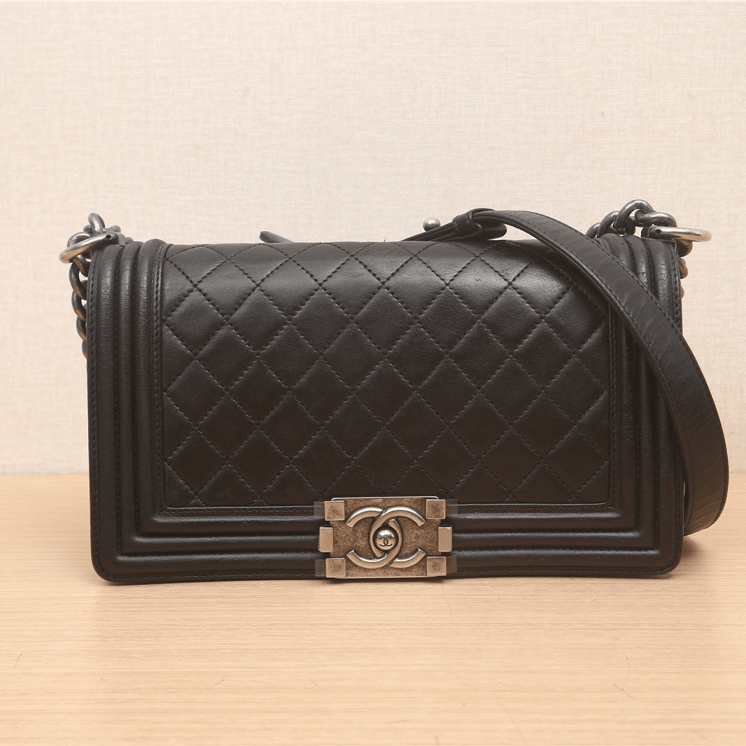 95新 Chanel/香奈儿 活动双双 Leboy 中号 黑色 光面皮革C 16开
