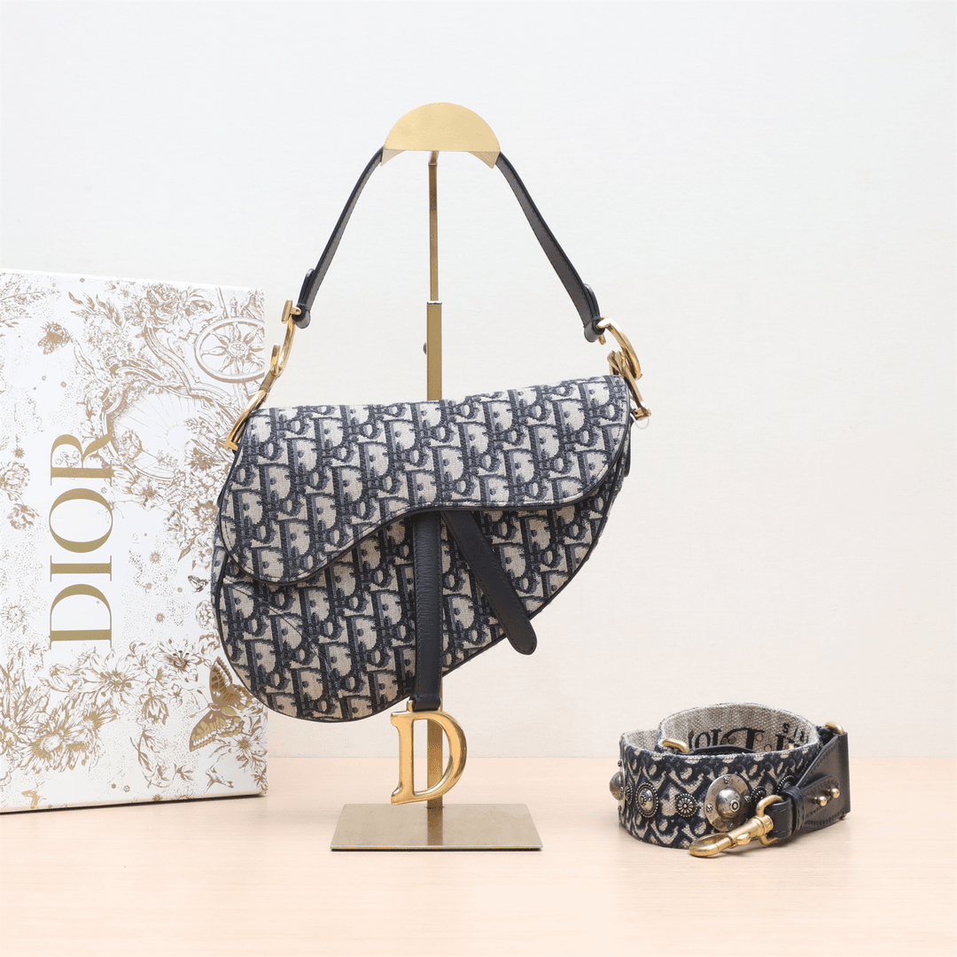 95新 DIOR/迪奥 小花姑姑P224622993SADDLE 马鞍 中号 配肩带