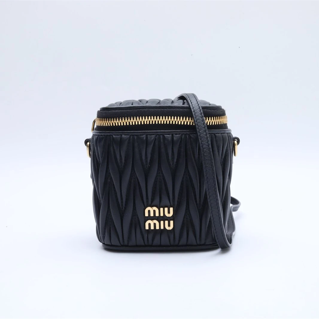 99新 MIU MIU/缪缪 小花姑姑P234450611缪缪 盒子包 黑色