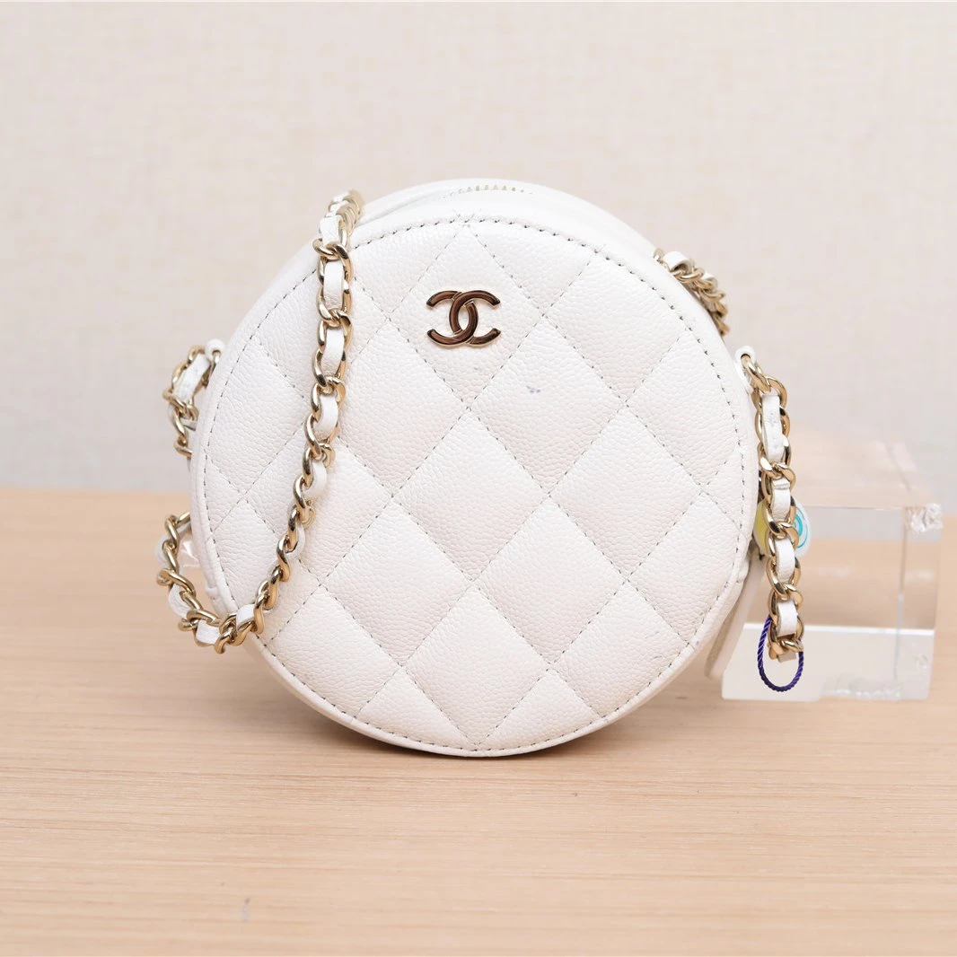 95新 Chanel/香奈儿 活动黑黑 66338 3圆饼包 白色 30开