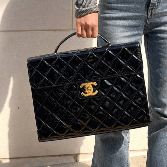 99新 Chanel/香奈儿 小花双双 黑色漆皮手提包 金扣