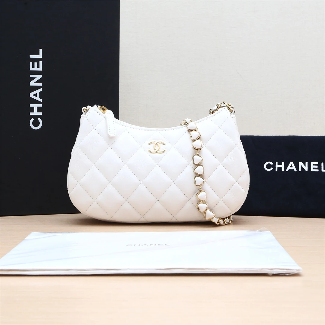 99新 Chanel/香奈儿 黑黑精选 P23434788724P Hobo腋下包