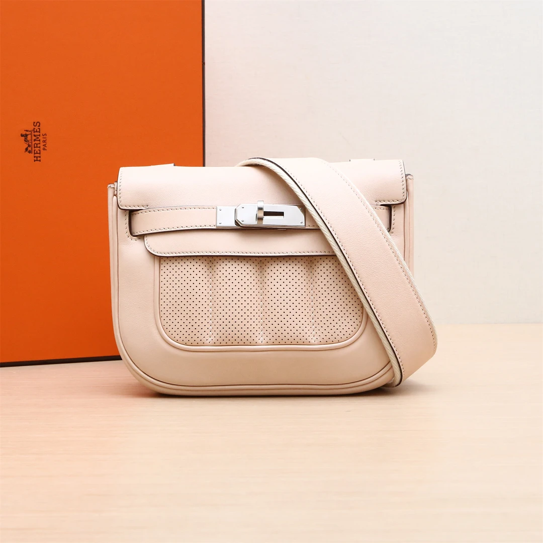 95新 Hermes/爱马仕 小花姑姑P234346694Berline Mini 20 蔷薇粉