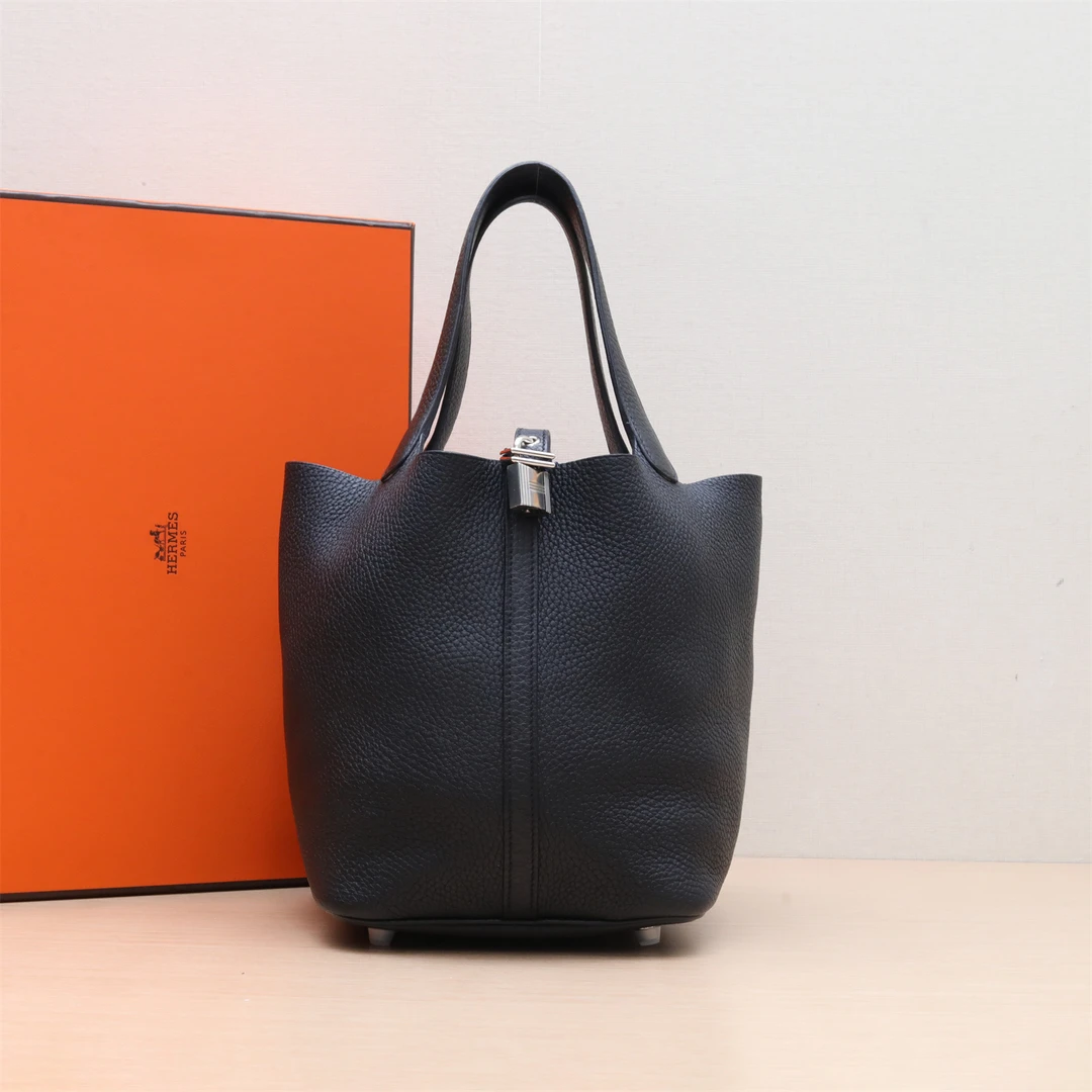 95新 Hermes/爱马仕 039584Picotin 菜篮子 22 单肩包