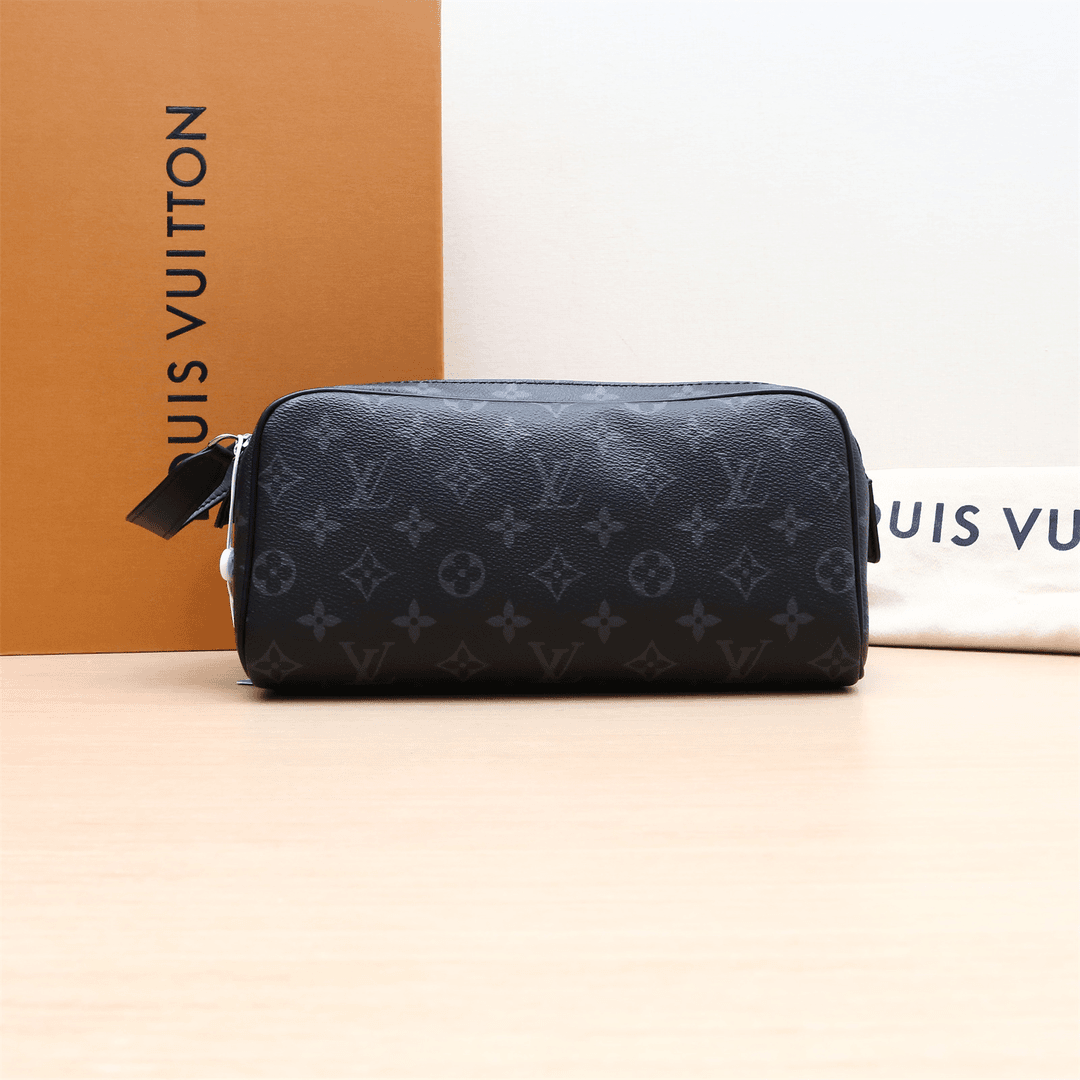 99新 LouisVuitton/路易威登 新粉 933730Dopp Kit 洗漱包 芯片