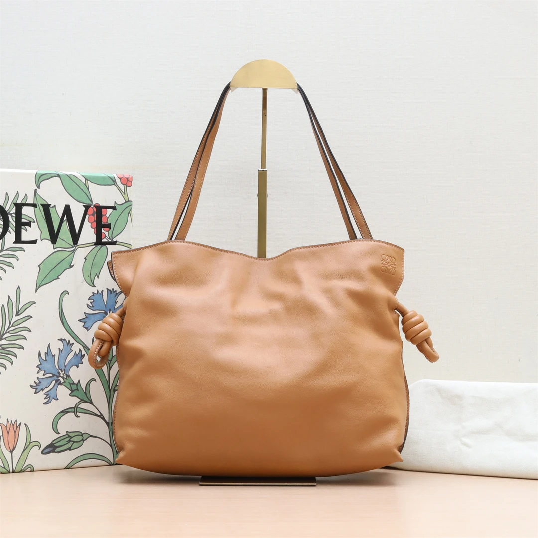 99新 LOEWE/罗意威 347284Flamenco Knot 单肩包