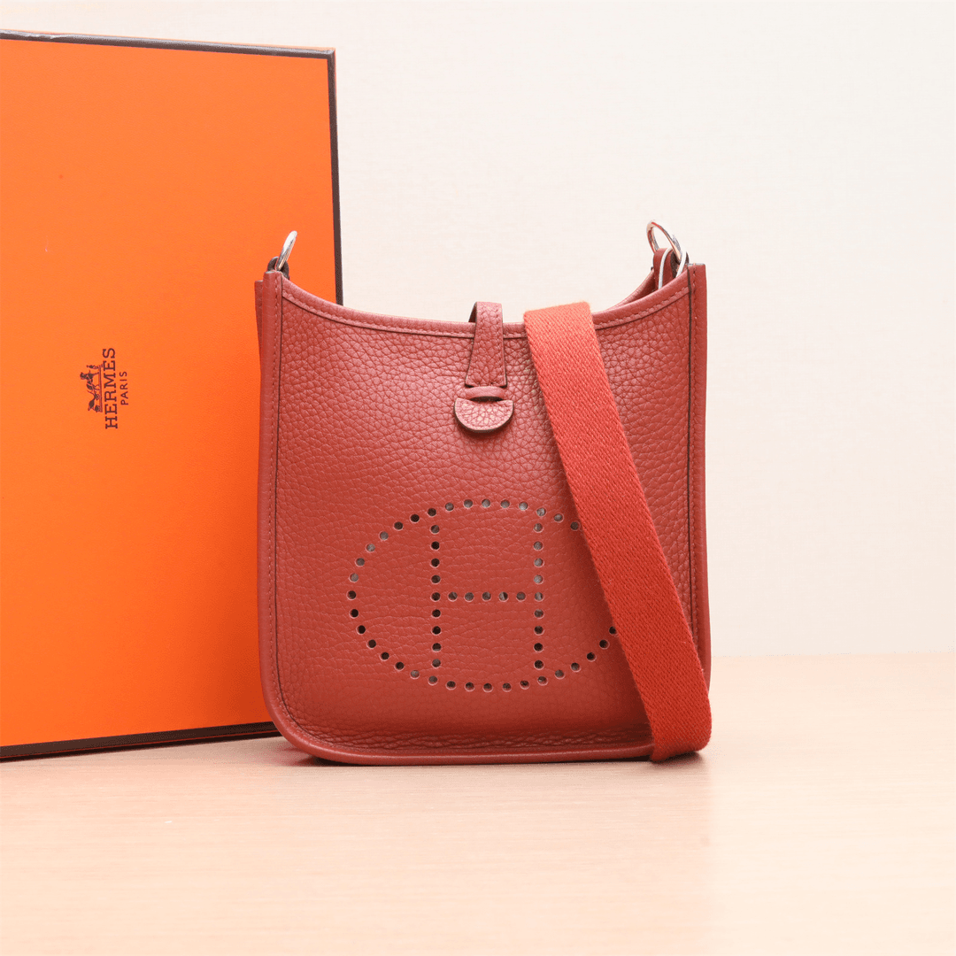 95新 Hermes/爱马仕 黑黑精选 P224929967Evelyne Mini 单肩包